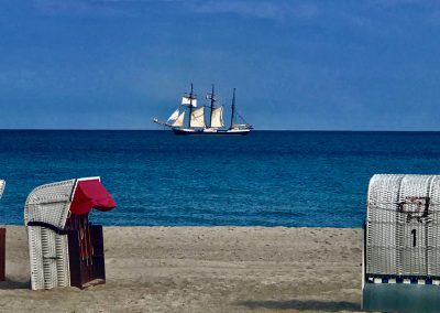 Segelschiff am Horizont